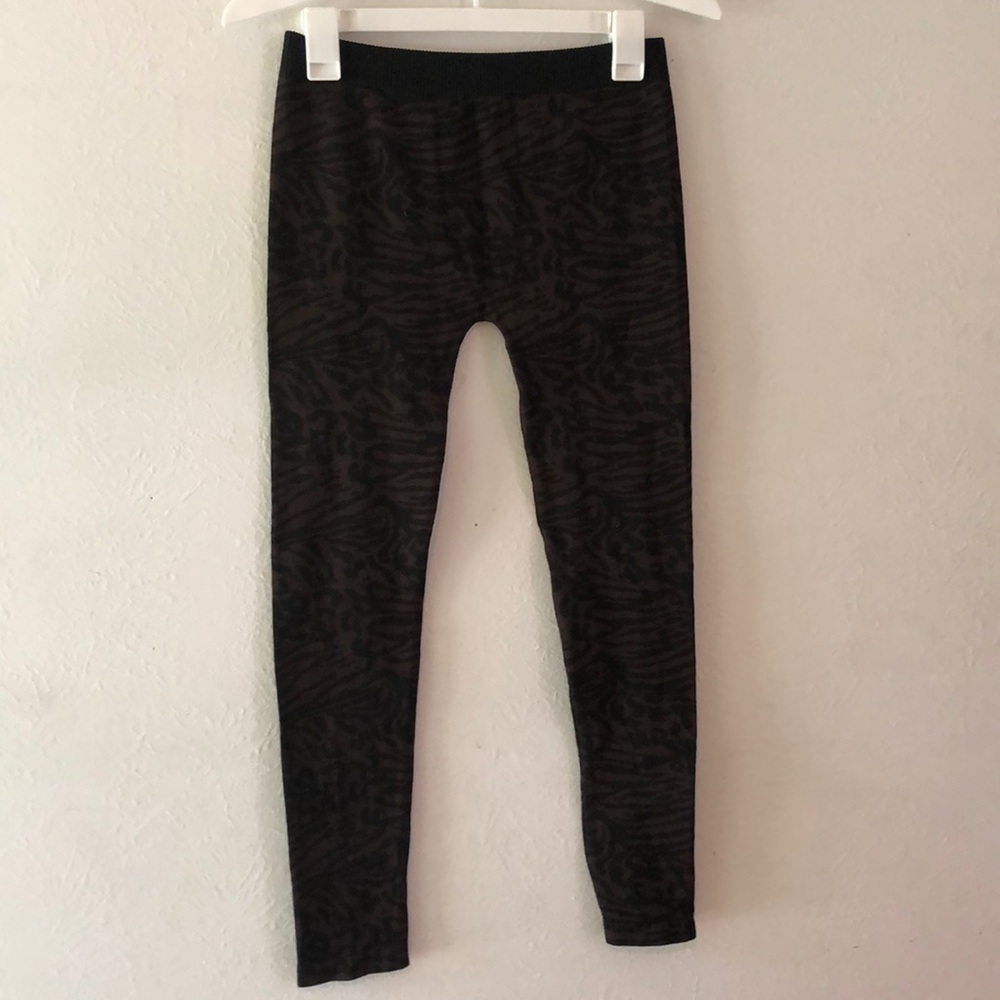 Animal print leggings
